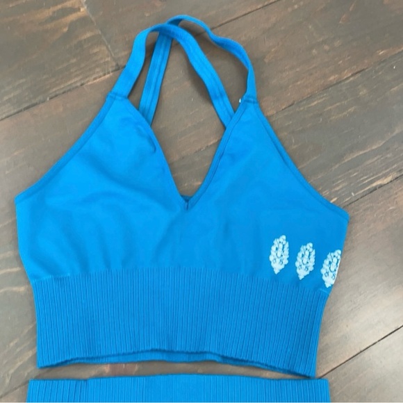 NWOT Free People Movement Good Karma set - Picture 6 of 6